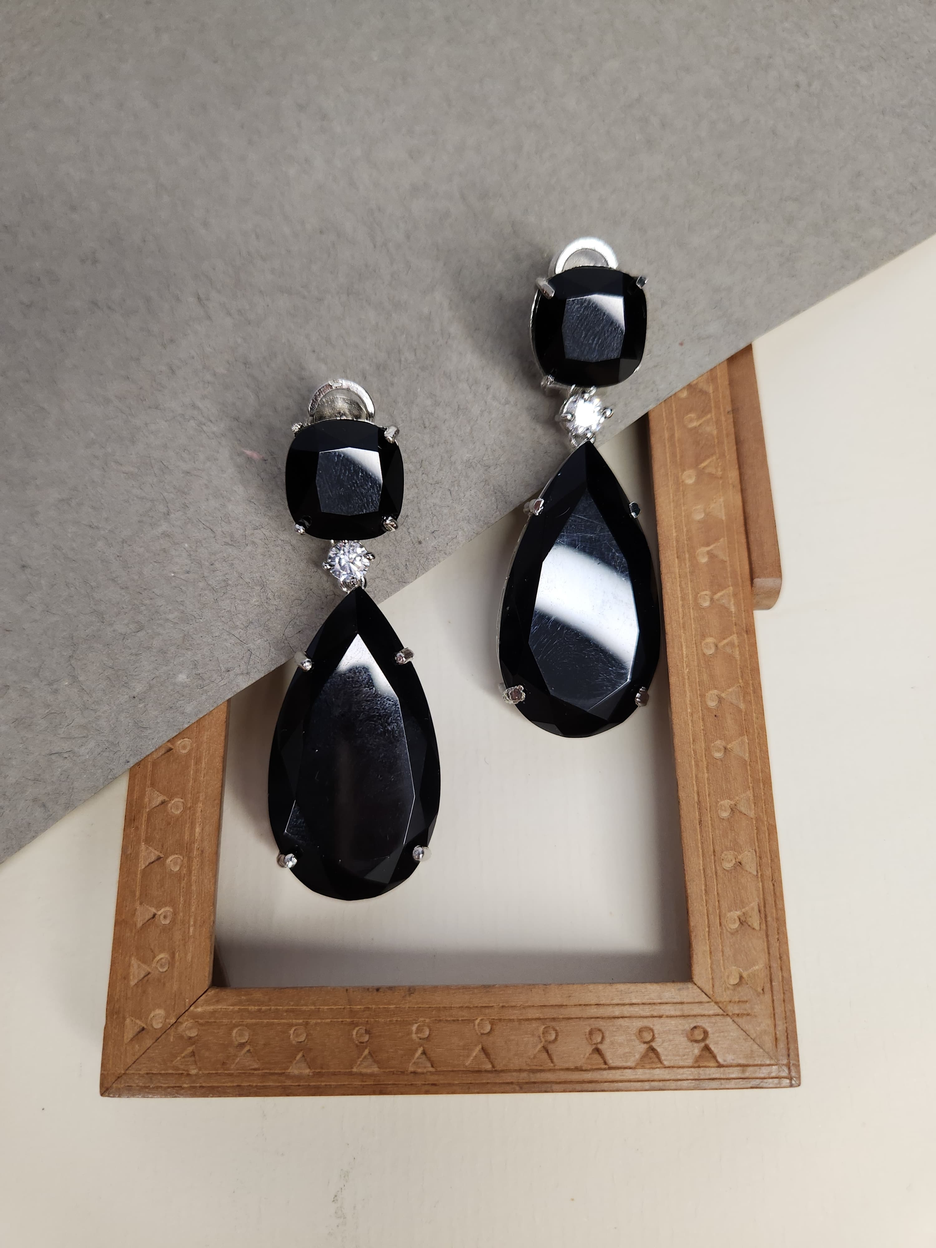 Asmara Earrings